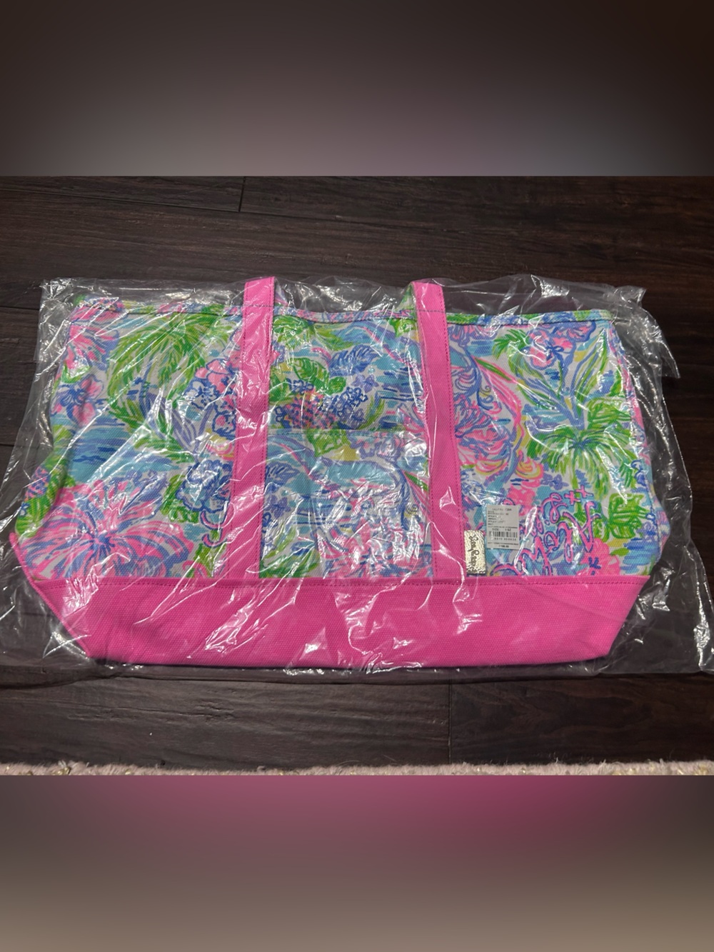 Lilly Pulitzer - Lilly Loves Hawaii Tote Bag